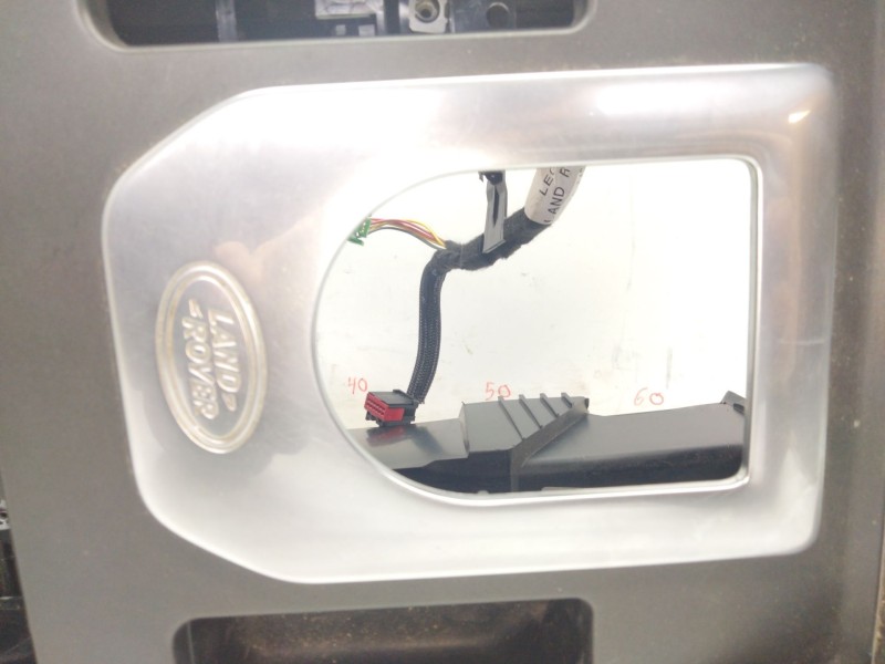 Recambio de consola central para land rover discovery 5 referencia OEM IAM   