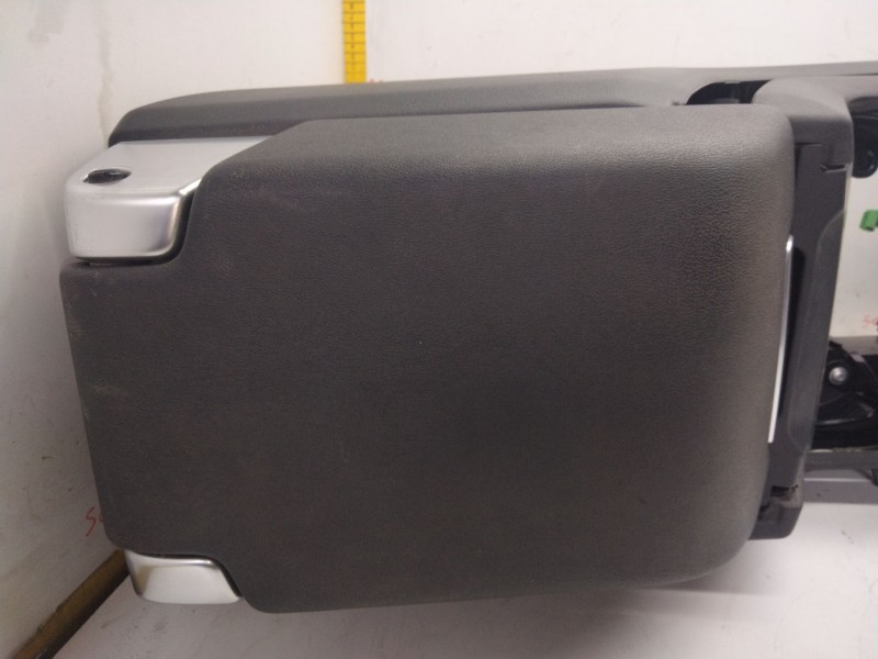 Recambio de consola central para land rover discovery 5 referencia OEM IAM   