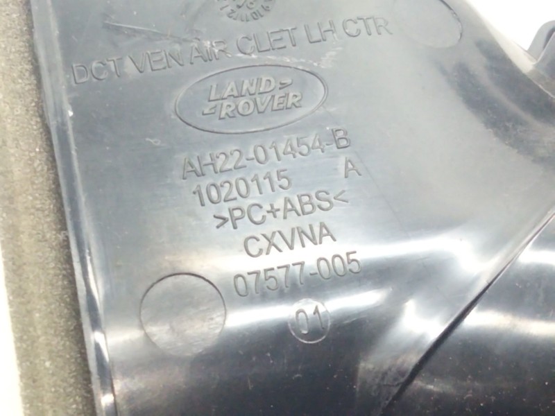 Recambio de aireador central para land rover discovery 5 referencia OEM IAM AH22014545B  