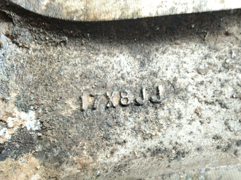 Recambio de llanta aluminio para nissan pick up (d22) 2.5 di referencia OEM IAM   