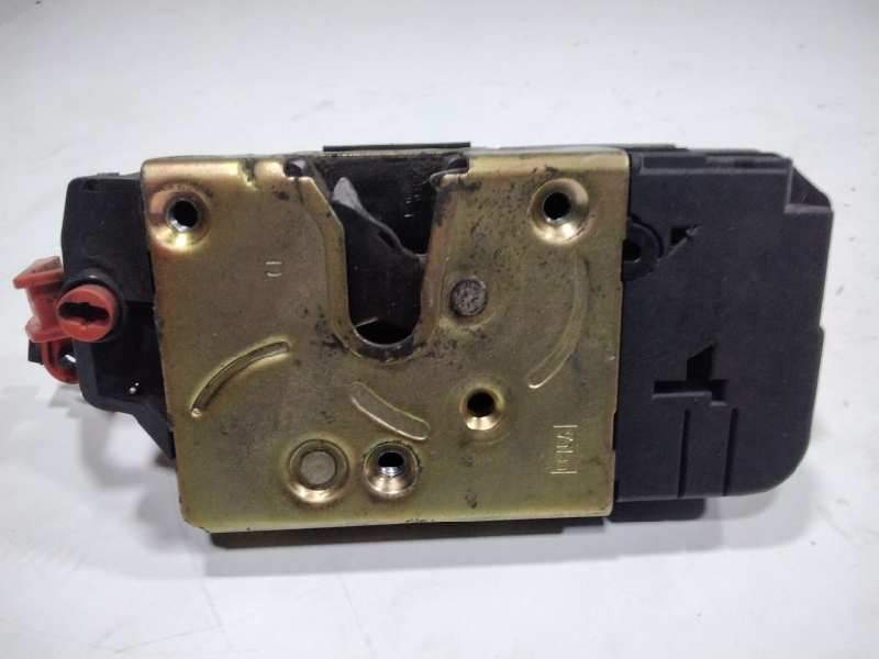 Recambio de cerradura puerta trasera derecha para citroën xsara berlina 1.6i 16v exclusive referencia OEM IAM 913884  
