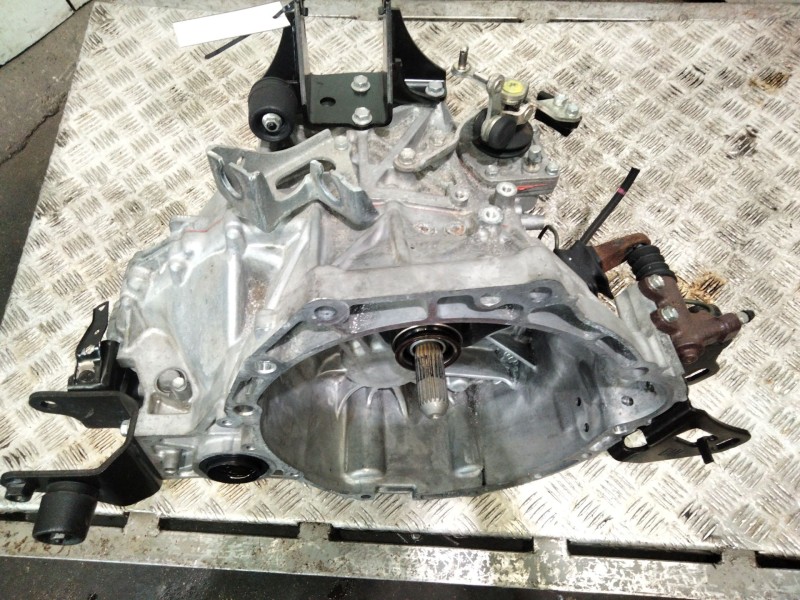 Recambio de caja cambios para toyota auris referencia OEM IAM 12EPP  