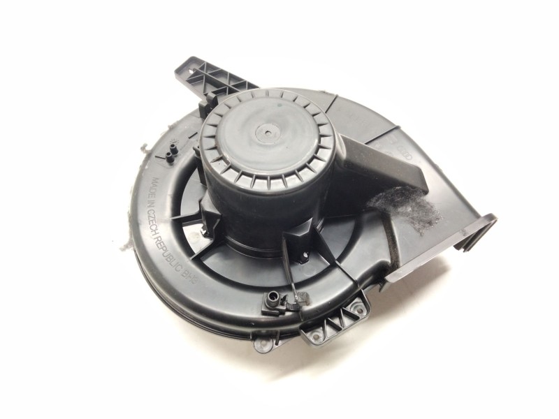 Recambio de motor calefaccion para audi a1 (8xk) 1.0 tfsi referencia OEM IAM 6R1819015A  