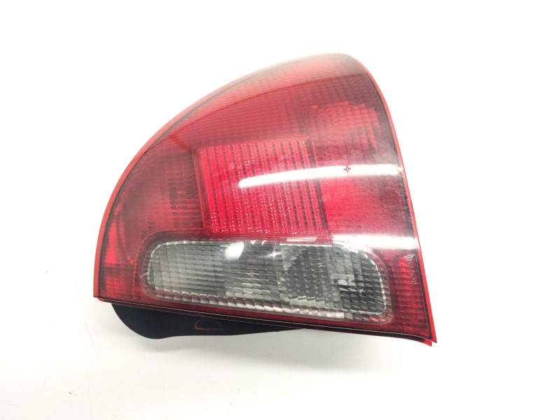 Recambio de piloto trasero derecho para rover 45 i sedán (rt) 2.0 idt referencia OEM IAM   