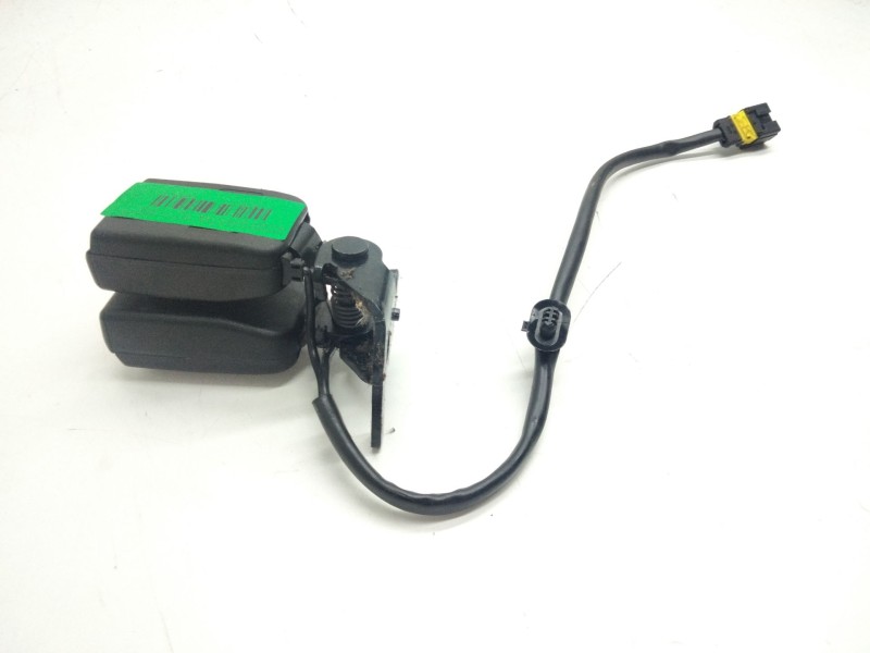 Recambio de enganche cinturon trasero derecho para peugeot 207/207+ (wa_, wc_) 1.4 referencia OEM IAM   