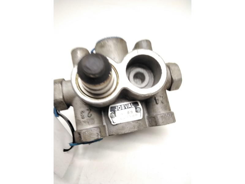 Recambio de valvula de escape para renault trucks messenger tractor de semirremolque b 120.55t (fn60f5) referencia OEM IAM 74455