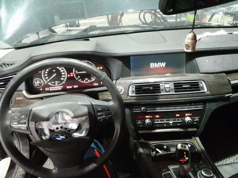 bmw 7 (f01, f02, f03, f04) del año 2009