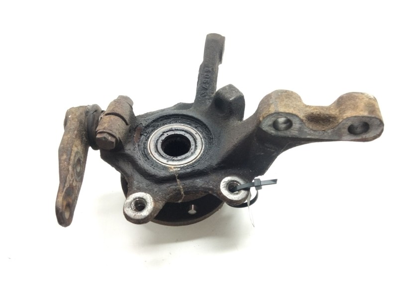 Recambio de mangueta delantera izquierda para renault kangoo 1.5 dci diesel referencia OEM IAM   