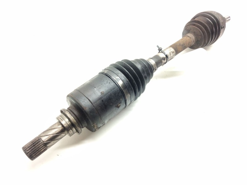 Recambio de transmision delantera izquierda para renault kangoo 1.5 dci diesel referencia OEM IAM 8200535799  