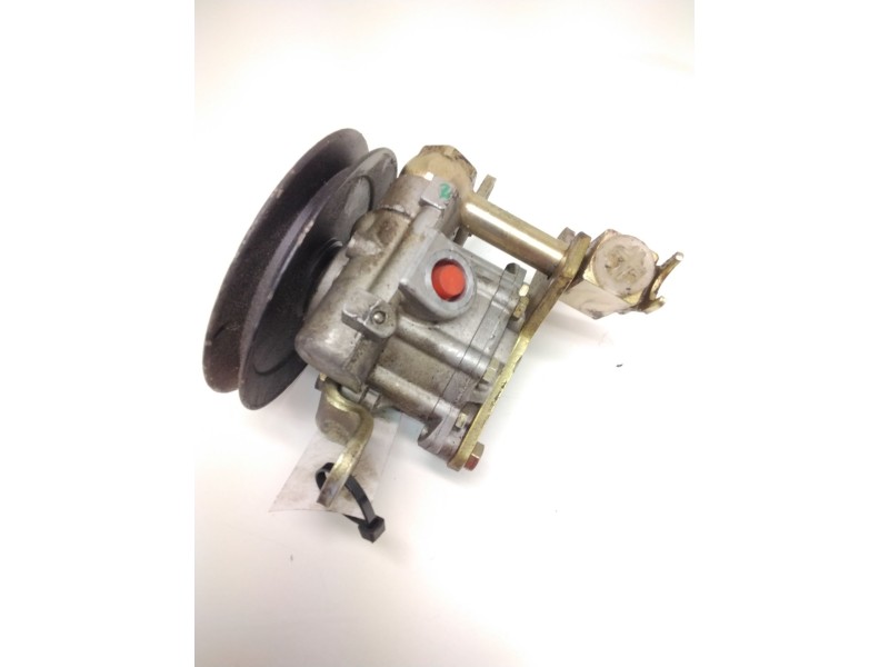 Recambio de bomba servodireccion para nissan 300 zx (z31) 3.0 referencia OEM IAM 7692974101 TD27 491100F003