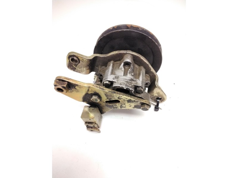 Recambio de bomba servodireccion para nissan 300 zx (z31) 3.0 referencia OEM IAM 7692974101 TD27 491100F003