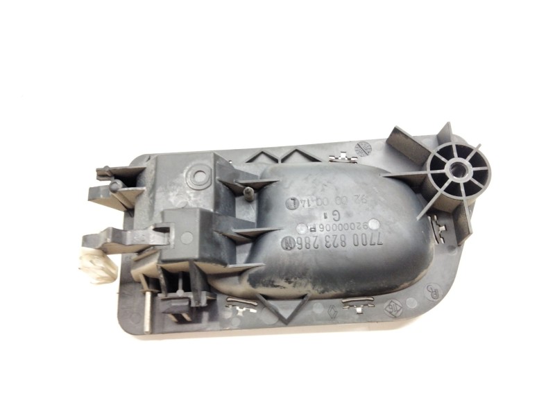 Recambio de maneta interior delantera izquierda para renault laguna i (b56_, 556_) 1.6 16v (b568, b561) referencia OEM IAM 77008