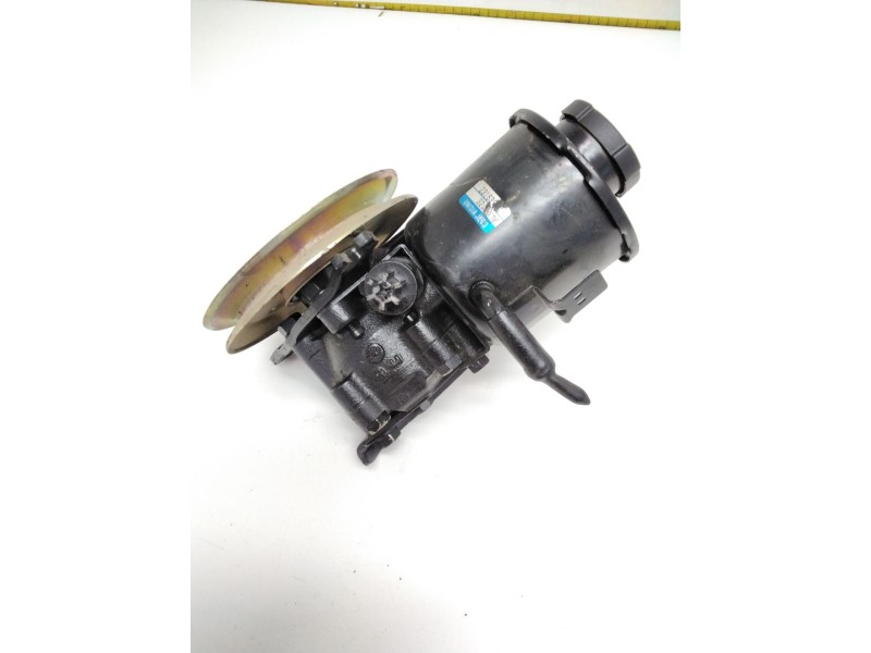 Recambio de bomba servodireccion para nissan patrol (k/w260) referencia OEM IAM 23153014  32J00