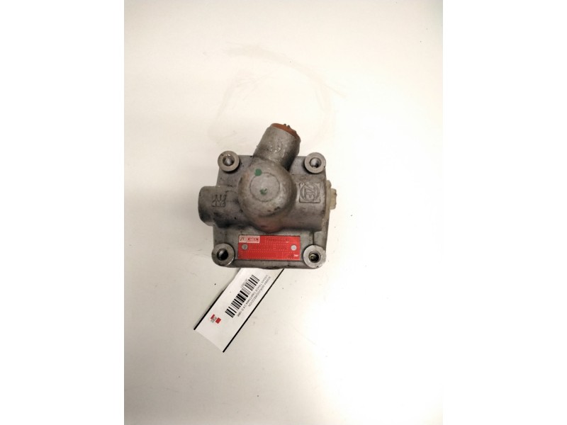 Recambio de bomba servodireccion para nissan trade caja/chasis 2.8 d referencia OEM IAM 7681955217 7633225 ZF