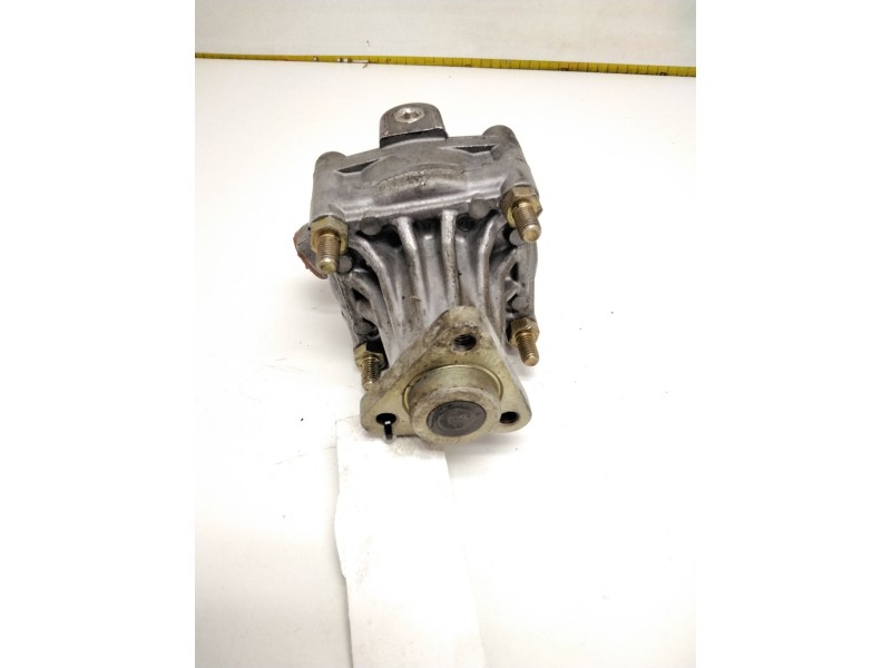 Recambio de bomba servodireccion para nissan trade caja/chasis 2.8 d referencia OEM IAM 7681955217 7408342 ZF