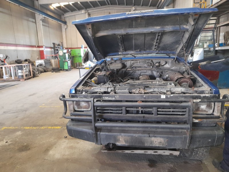 nissan patrol iii/2 station wagon (w260) del año 1990