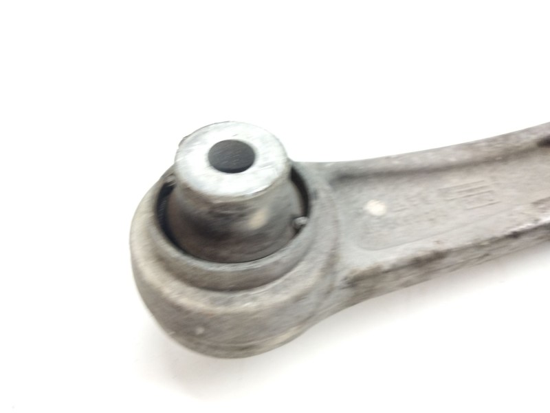 Recambio de brazo suspension inferior delantero derecho para bmw 7 (f01, f02, f03, f04) 730 d referencia OEM IAM 6082T6  