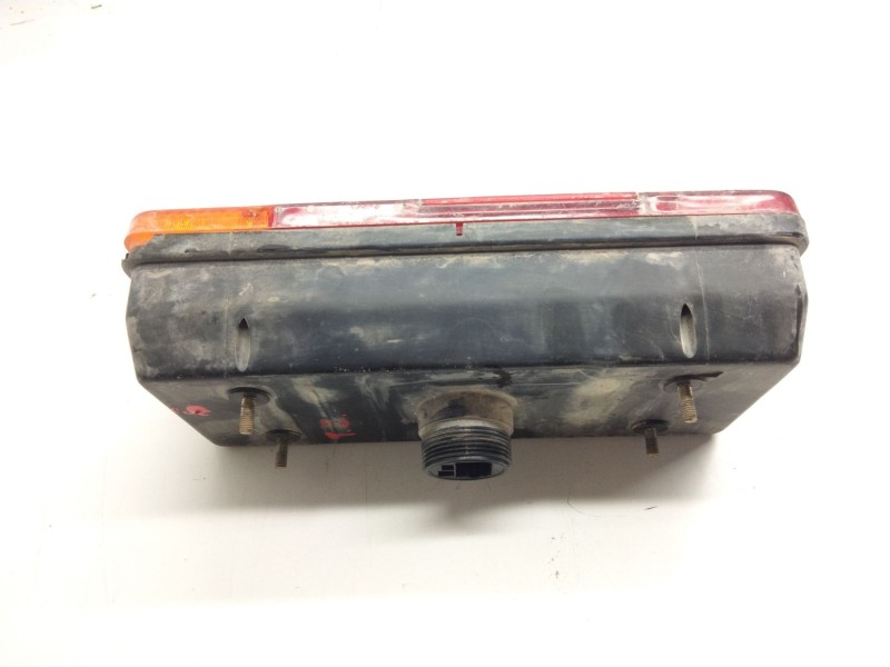 Recambio de piloto trasero izquierdo para iveco daily ii caja/chasis 49-12 (13130211, 13130231, 13130304, 13130311, 13130312,...