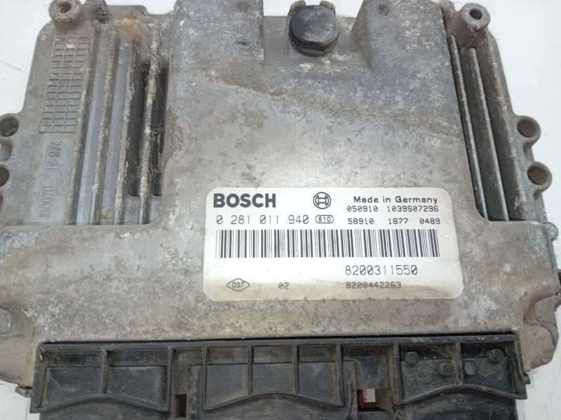 Recambio de centralita motor uce para opel movano a autobús (x70) 2.5 dti (jd) referencia OEM IAM 0281011940  