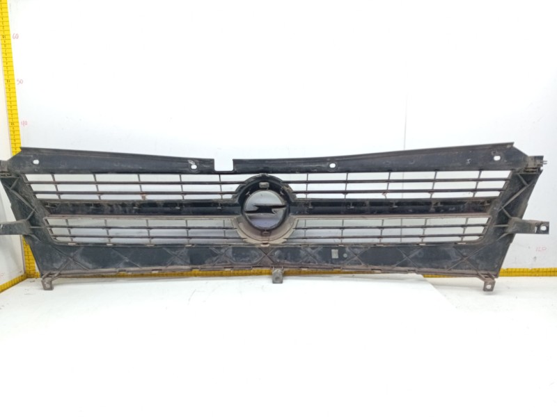 Recambio de rejilla delantera para opel movano a autobús (x70) 2.5 dti (jd) referencia OEM IAM 8200233763  