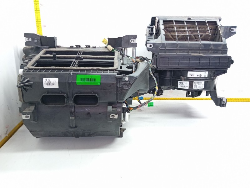 Recambio de calefaccion entera normal para land rover discovery 5 referencia OEM IAM FH2218C424BA  