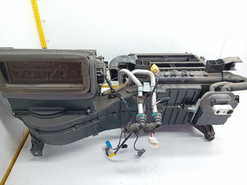 Recambio de calefaccion entera normal para land rover discovery 5 referencia OEM IAM FH2218C424BA  