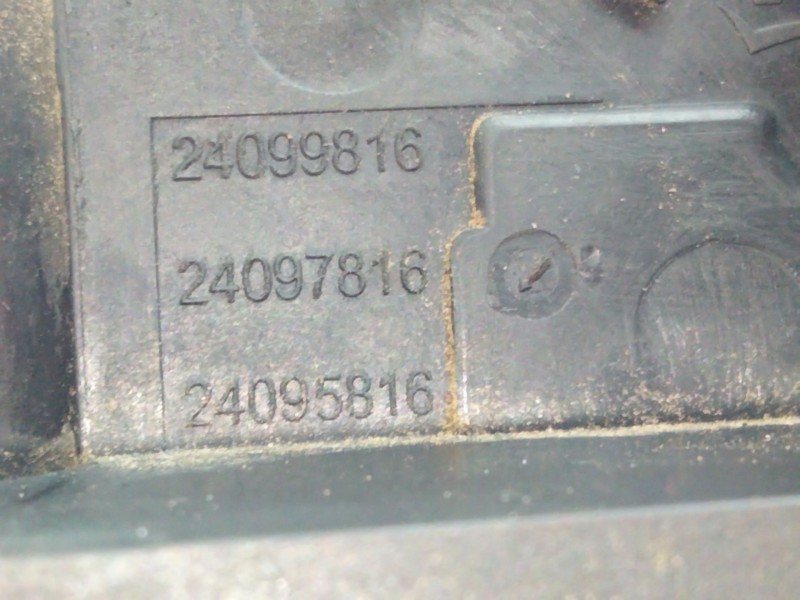 Recambio de cerradura puerta delantera derecha para citroën c4 grand picasso exclusive referencia OEM IAM 24099816  