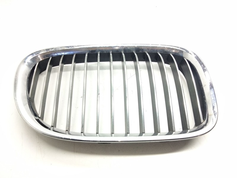 Recambio de rejilla paragolpes derecho para bmw 7 (f01, f02, f03, f04) 730 d referencia OEM IAM 10627110  