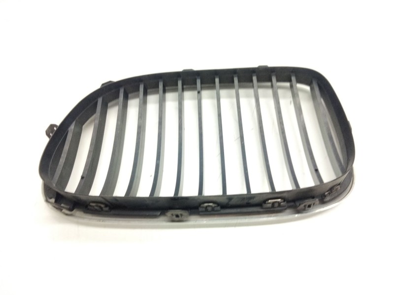 Recambio de rejilla paragolpes derecho para bmw 7 (f01, f02, f03, f04) 730 d referencia OEM IAM 10627110  