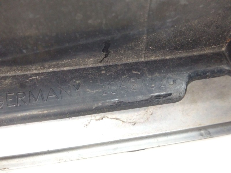 Recambio de rejilla paragolpes derecho para bmw 7 (f01, f02, f03, f04) 730 d referencia OEM IAM 10627110  