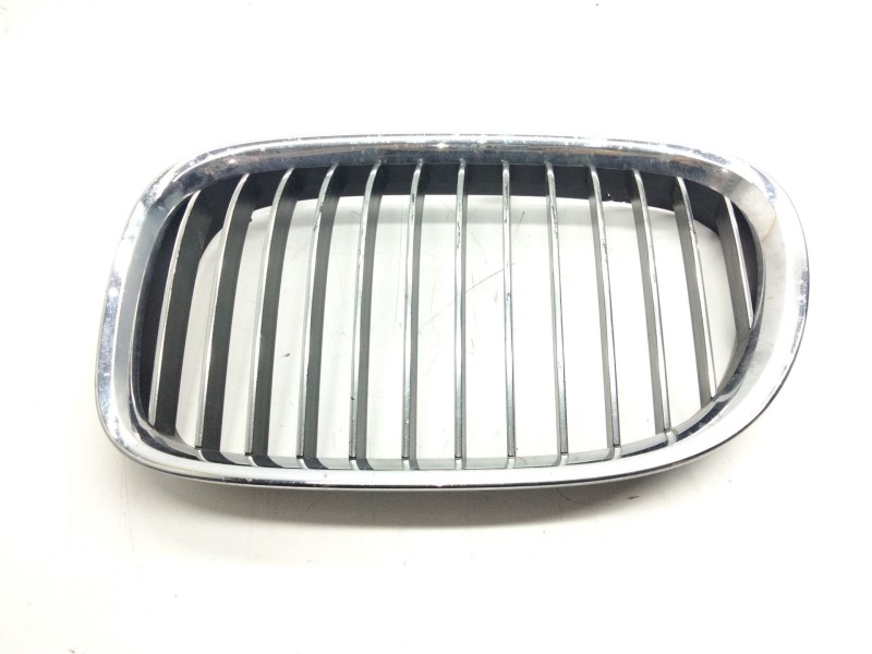Recambio de rejilla paragolpes izquierdo para bmw 7 (f01, f02, f03, f04) 730 d referencia OEM IAM 10627110  