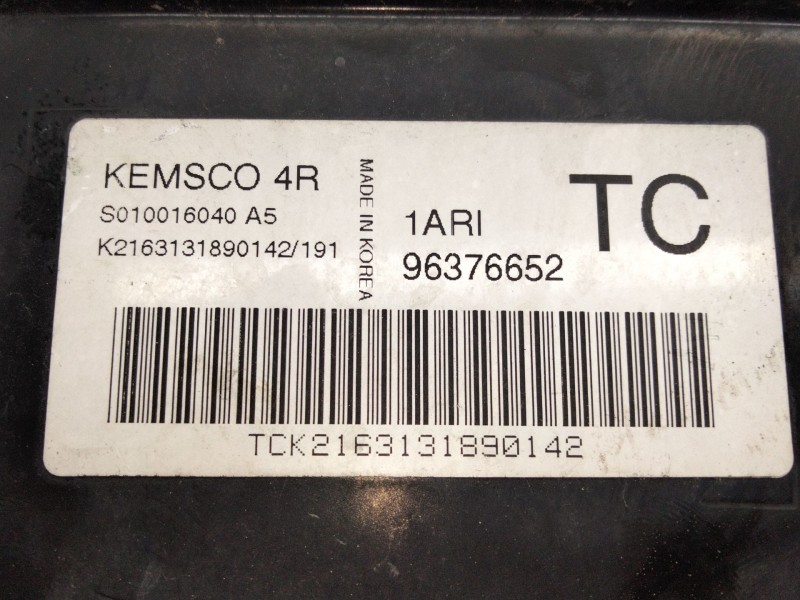 Recambio de centralita motor uce para daewoo kalos 1.2 se referencia OEM IAM 96376652  