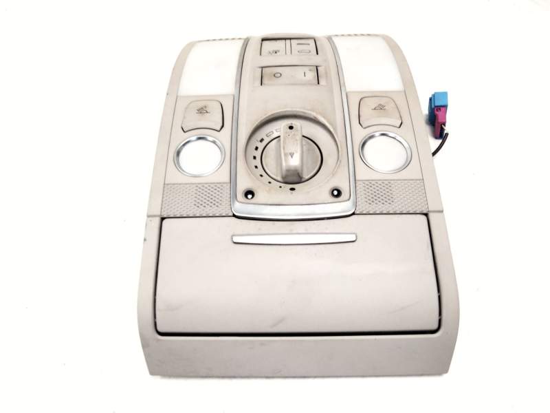 Recambio de luz interior para audi q7 (4lb) 3.0 tdi quattro referencia OEM IAM 4L0947135Q  