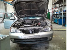 nissan primera (p11) del año 2000 2