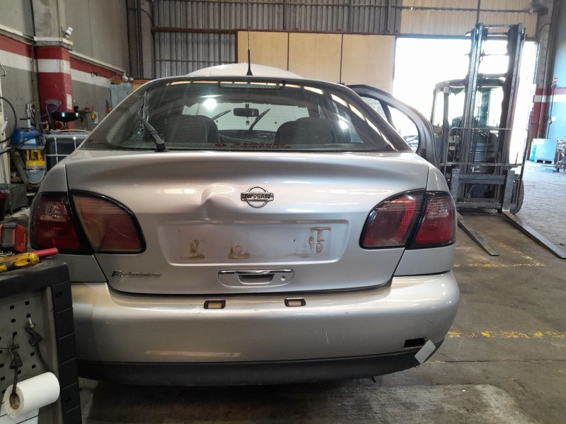 nissan primera (p11) del año 2000