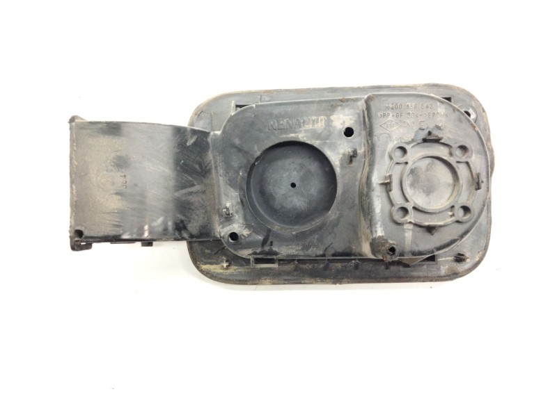 Recambio de tapa exterior combustible para renault scenic ii 1.6 16v referencia OEM IAM 8200139543  