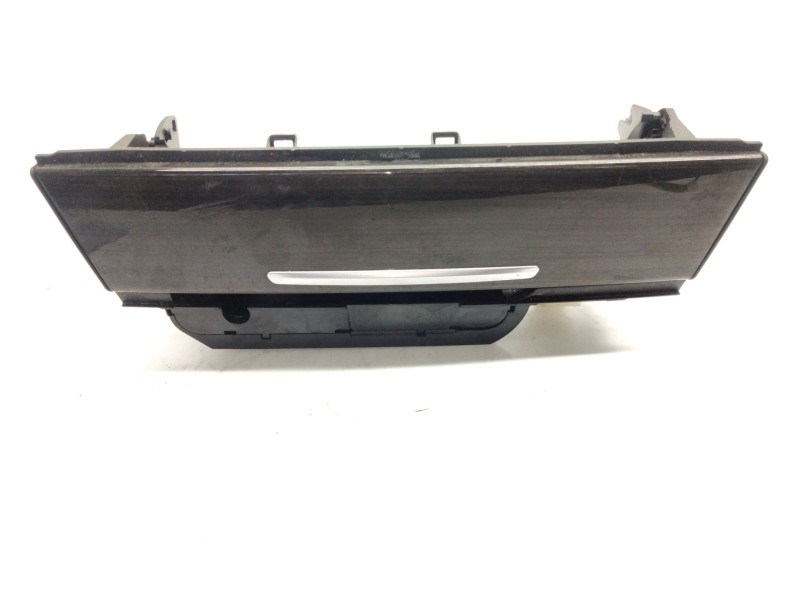 Recambio de cenicero para bmw 7 (f01, f02, f03, f04) 730 d referencia OEM IAM 9182502  