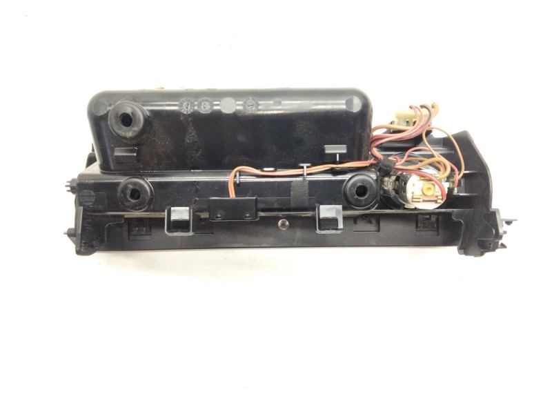 Recambio de cenicero para bmw 7 (f01, f02, f03, f04) 730 d referencia OEM IAM 9182502  