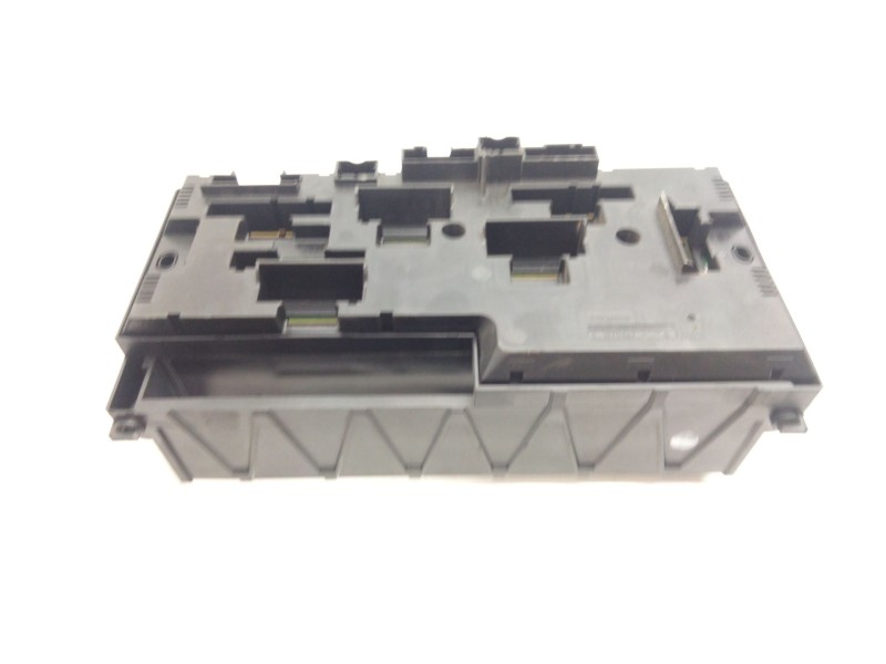 Recambio de caja reles para bmw 7 (f01, f02, f03, f04) 730 d referencia OEM IAM 915132002  