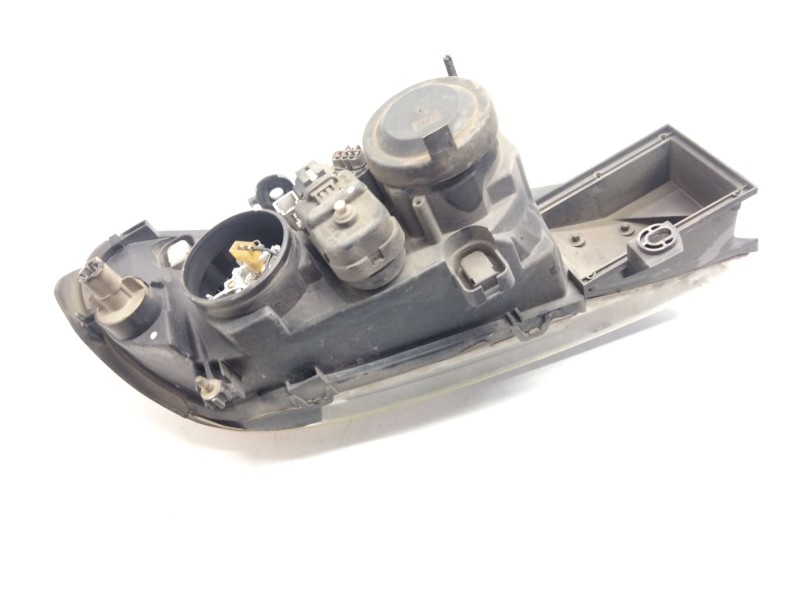 Recambio de faro izquierdo para nissan primera (p11) 2.0 td referencia OEM IAM 89003044  