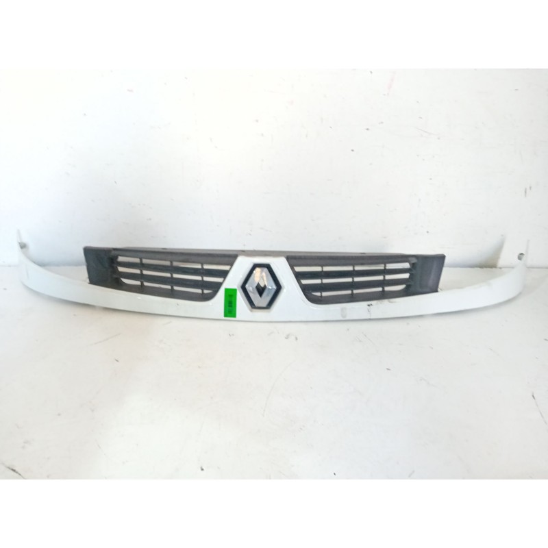 Recambio de rejilla delantera para renault kangoo 1.5 dci diesel referencia OEM IAM 8200331211  