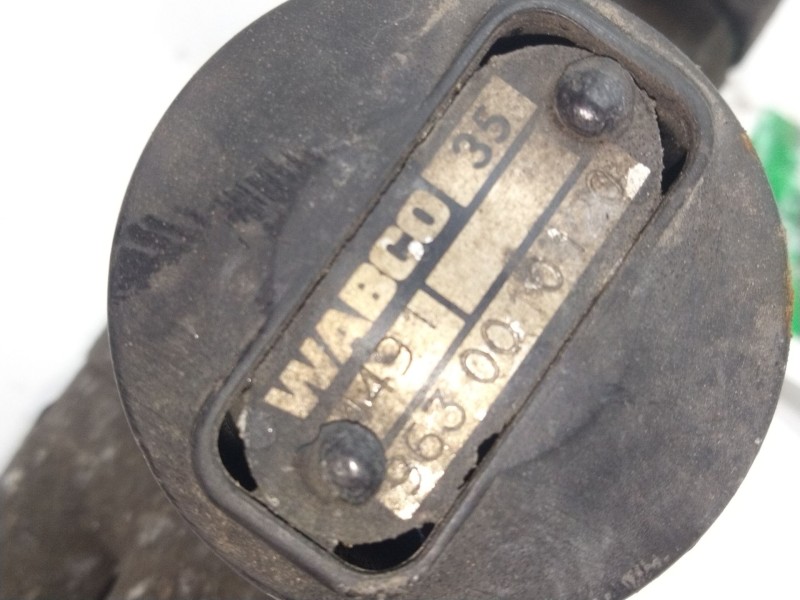 Recambio de valvula aire para lecitrailer ltp-2e referencia OEM IAM 9630010120  