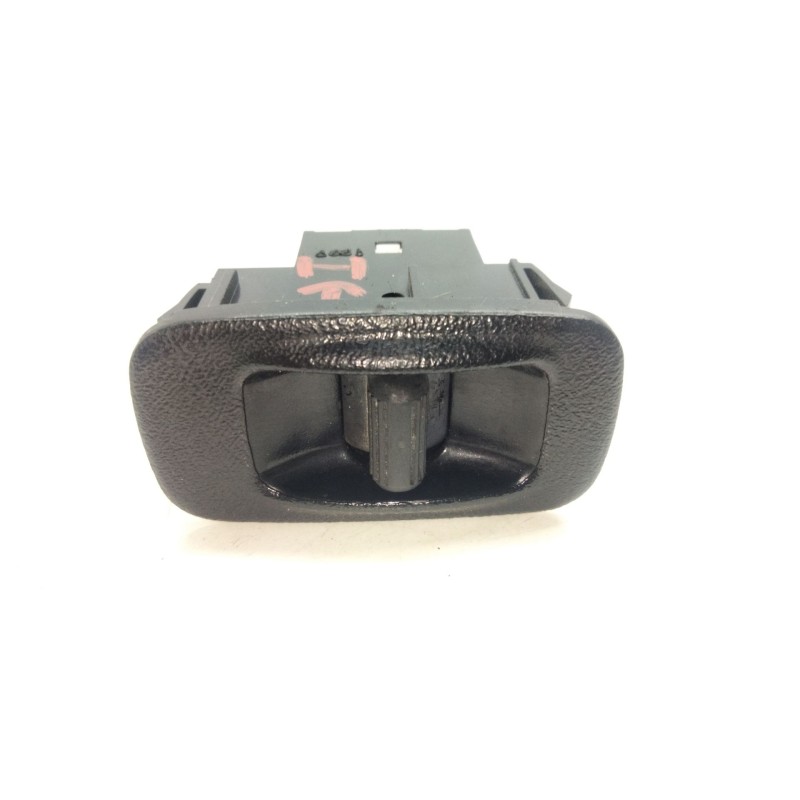 Recambio de mando elevalunas trasero izquierdo para toyota carina e vi (_t19_) 2.0 td (ct190) referencia OEM IAM   