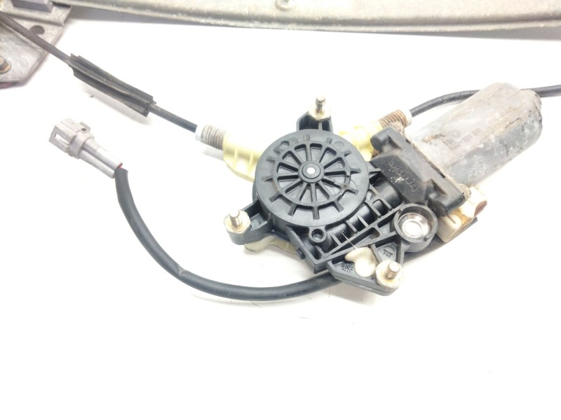 Recambio de elevalunas delantero derecho para toyota carina e vi (_t19_) 2.0 td (ct190) referencia OEM IAM 0130821631  