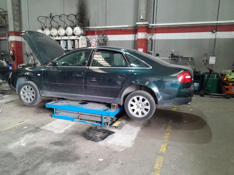 audi a6 c5 (4b2) del año 2002