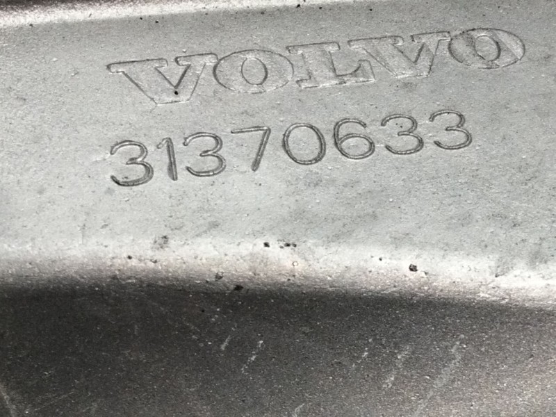 Recambio de soporte motor para volvo xc60 ii (246) d4 referencia OEM IAM 31370633  