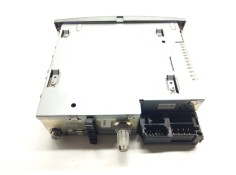 Recambio de sistema audio / radio cd para renault scenic ii 1.6 16v referencia OEM IAM 8200562686T   2