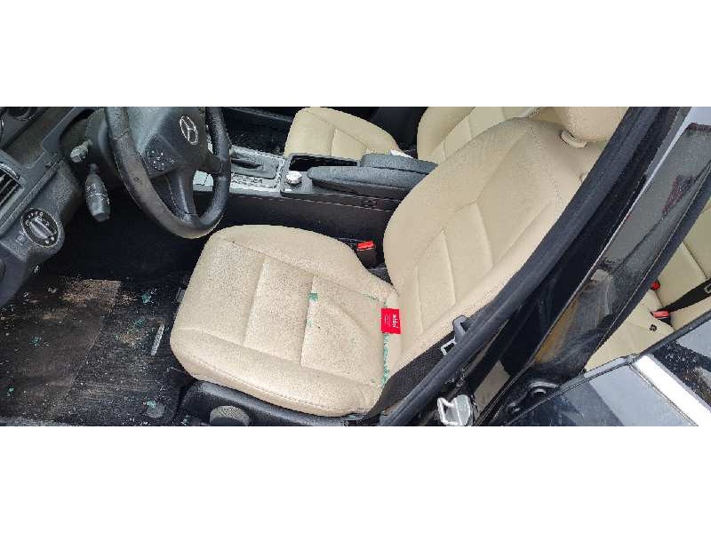 mercedes-benz clase c (w204) berlina del año 2007