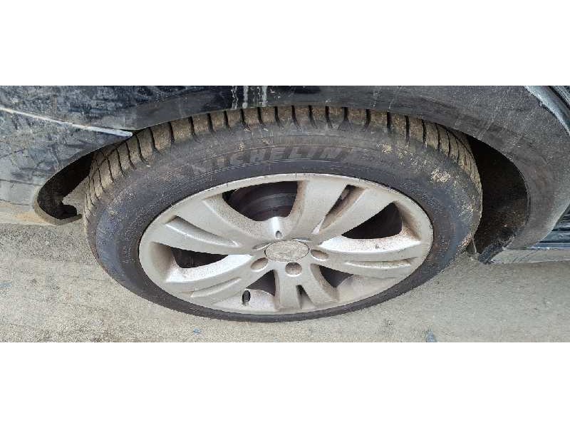 mercedes-benz clase c (w204) berlina del año 2007