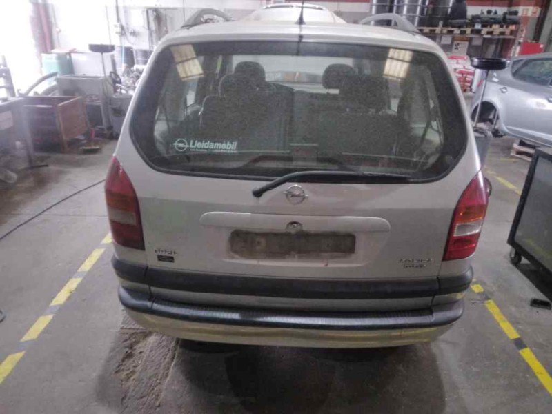 opel zafira a del año 2001